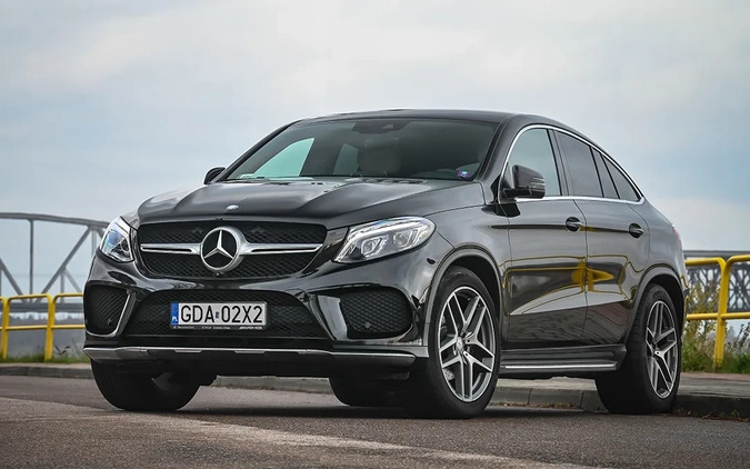 Mercedes-Benz GLE cena 189000 przebieg: 168000, rok produkcji 2016 z Tczew małe 277